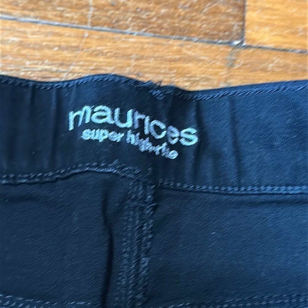 Maurice’s Super High Rise Black Skinny Jeans, Medium (Short) - Picture 2 of 4